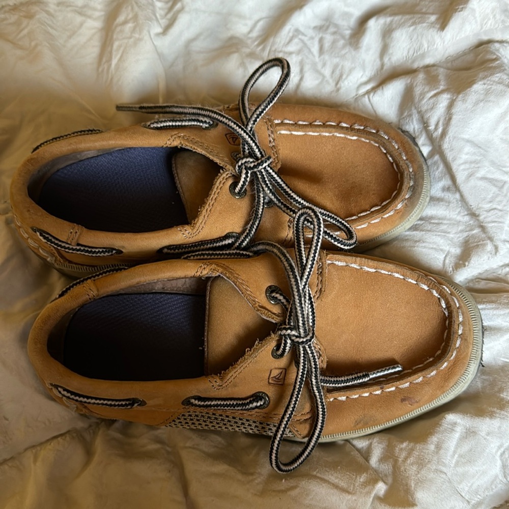 Kids sperrys